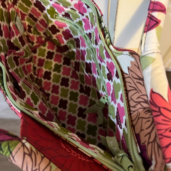Vera Bradley hand tote bag in Hello Dahlia - Picture 5 of 5